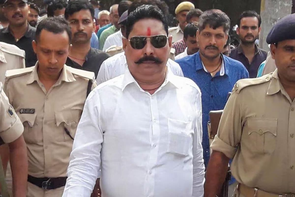 Bihar Politics: मोकामा की राजनीति में भूचाल, अनंत सिंह गिरफ्तार; RJD या NDA किसका पलड़ा रहेगा भारी